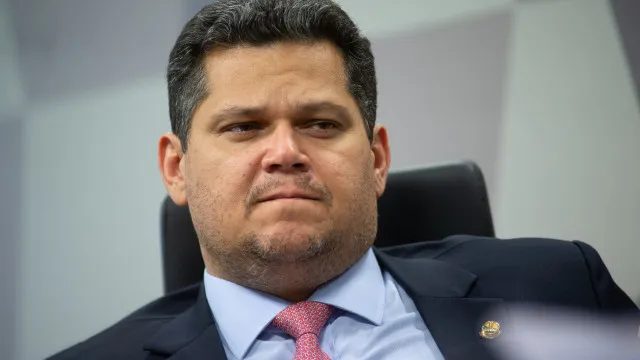 Davi Alcolumbre impede avanço da PEC que acaba com a 6×1 no Senado