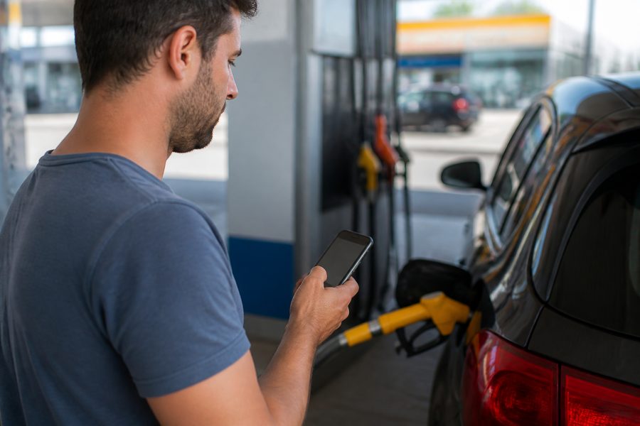 Motoristas ganham app da ANP para checar qualidade de combustíveis
