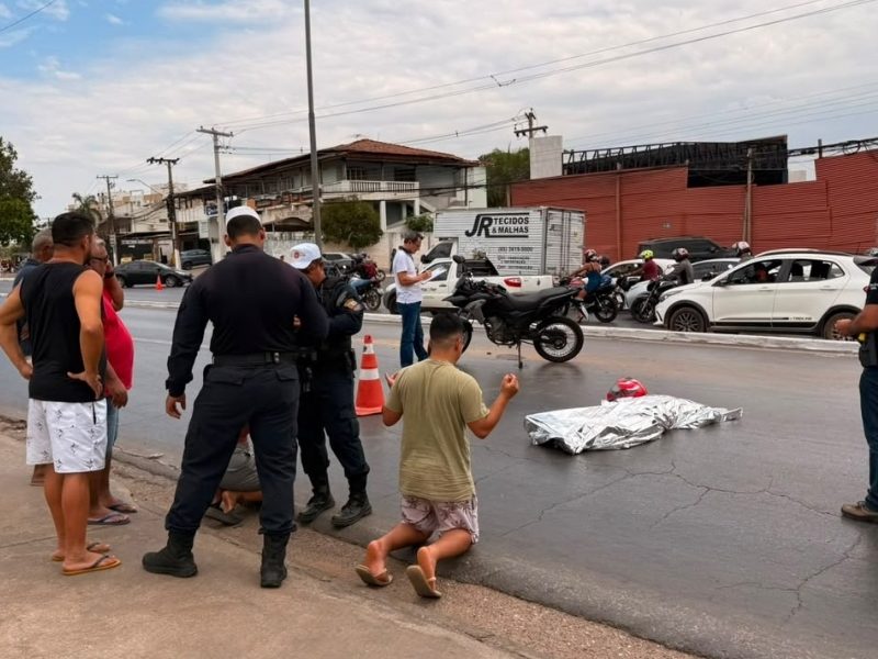 Imagens mostram momento de desespero após atropelamento com vítima fatal em Cuiabá