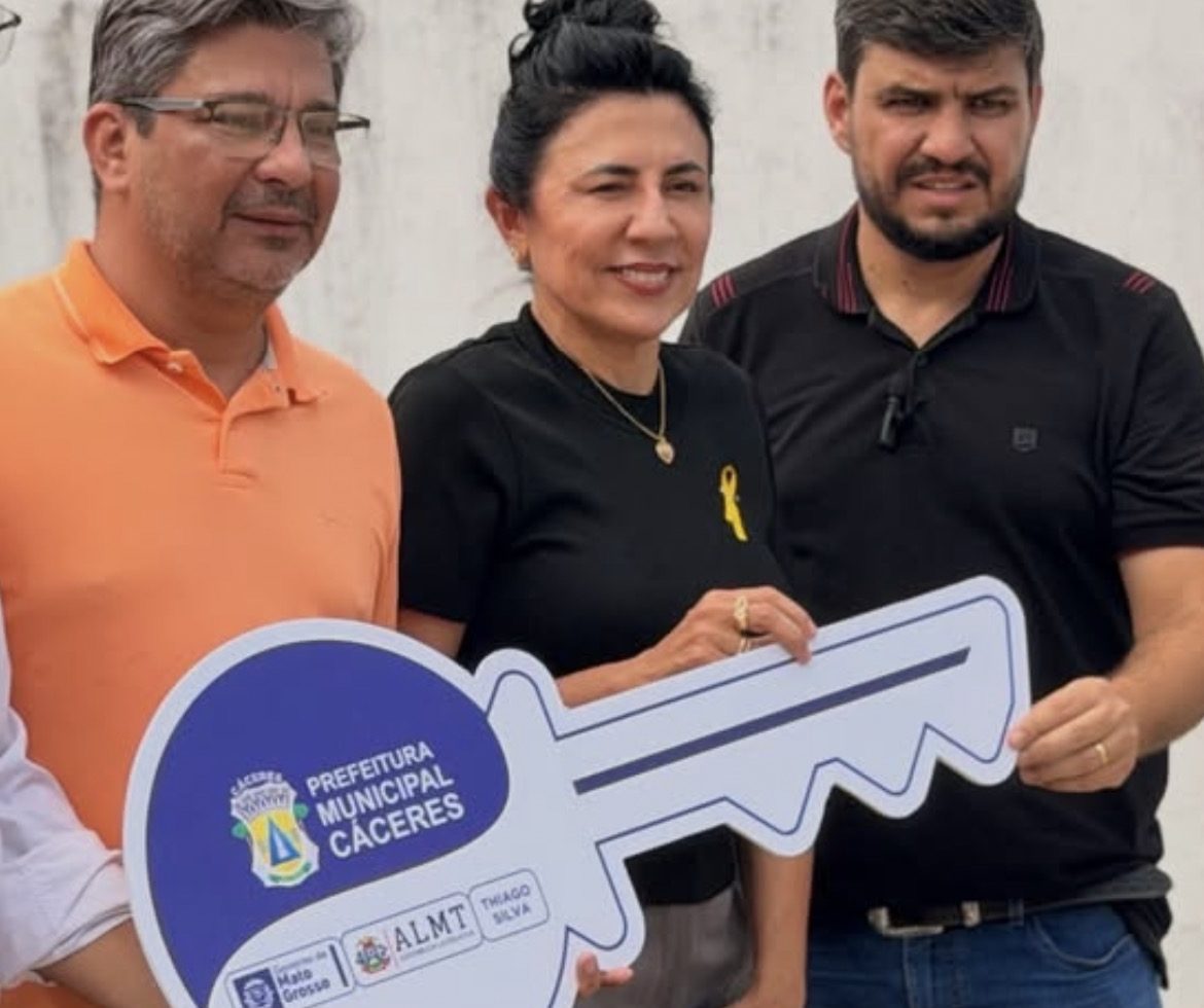 Secretário de Saúde Cláudio Henrique anuncia recebimento de van de 17 lugares para reforçar ações da Vigilância em Saúde em Cáceres